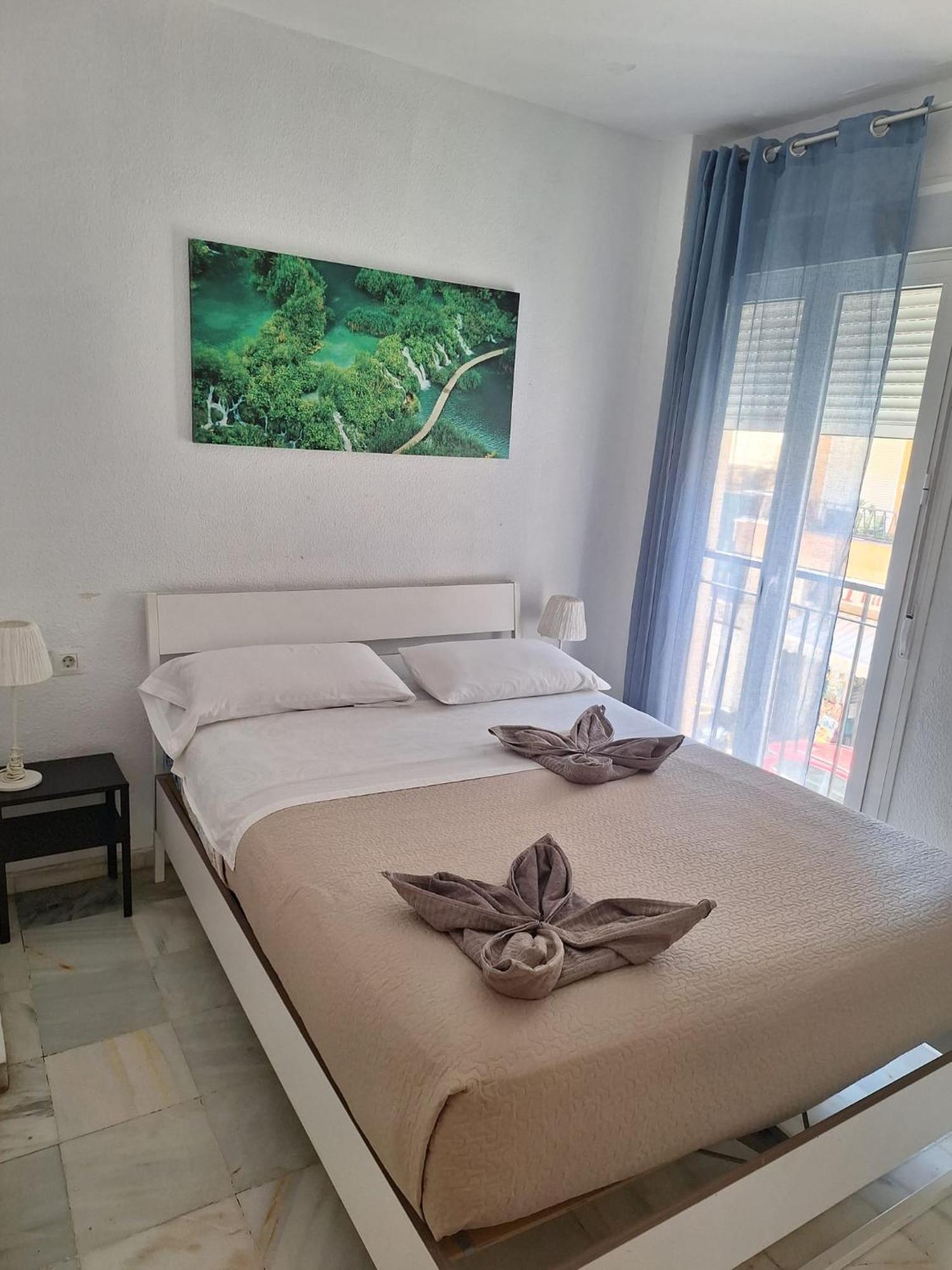 Apartamentos Centro Picasso Málaga Exterior foto